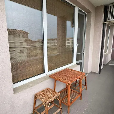 Adagio Sarafovo * 布尔加斯